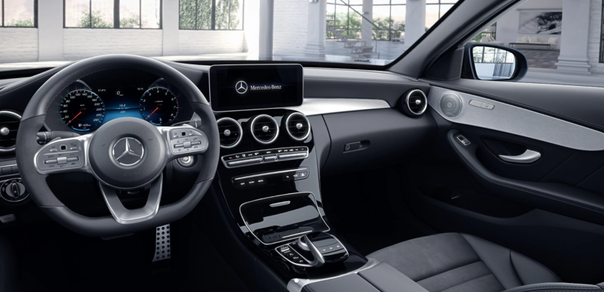 Mercedes-Benz C Sedan 200 9G-Tronic 4Matic AMG | nový model | sedan | benzin 198 koní | objednání online | super cena 1.089.000 ,- bez DPH